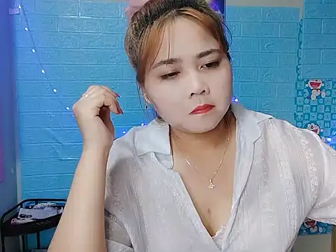 Nhan7868 online show from 10-07-25, 03:58