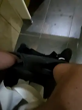 Snapshot of maxelbueno chatting on 09-22-25, 07:49 maxelbueno online show from 09-22-25, 07:49