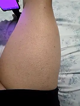 Snapshot of maxelbueno chatting on 10-02-25, 03:46 maxelbueno online show from 10-02-25, 03:46