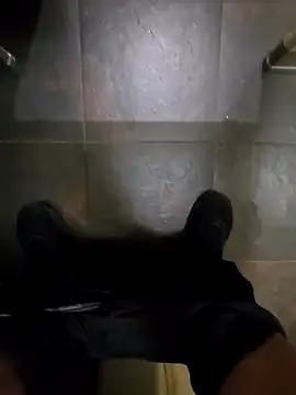 Snapshot of maxelbueno chatting on 10-04-25, 04:38 maxelbueno online show from 10-04-25, 04:38