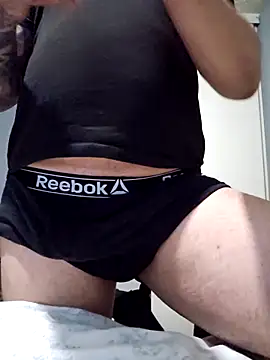 Snapshot of maxelbueno chatting on 11-14-25, 11:02 maxelbueno online show from 11-14-25, 11:02