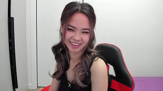 Maakimita online show from 02-24-26, 06:22