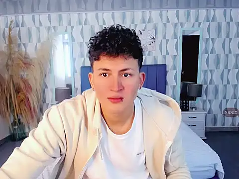 Axel savage online show from 10-12-25, 12:04