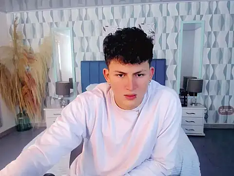 Axel savage online show from 10-15-25, 12:16