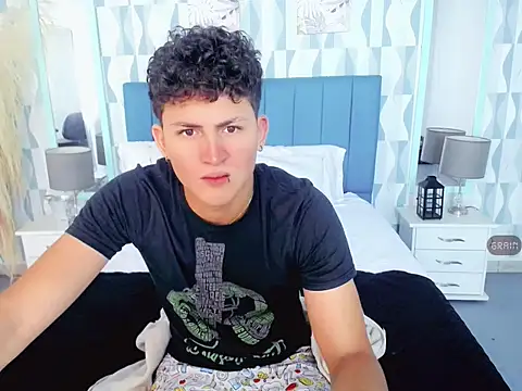 Axel savage online show from 10-25-25, 12:02