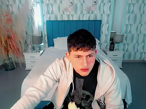 Axel savage online show from 11-22-25, 12:04