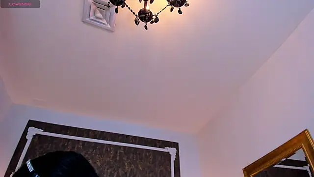 SharonBonet online show from 10-27-25, 01:59