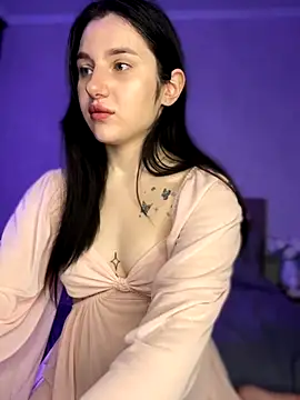 Cuddlies Lili online show from 09-18-25, 01:24