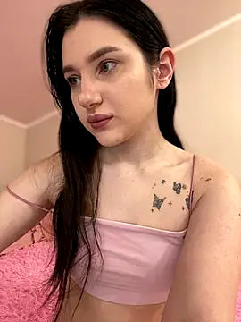 Cuddlies Lili online show from 10-08-25, 12:47