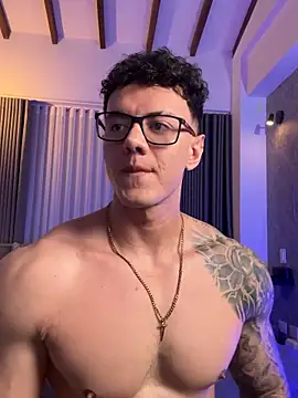 Thomas Falcon online show from 10-03-25, 01:13