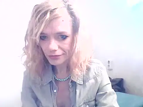 Czech slut whore-wife online show from 09-20-25, 09:10