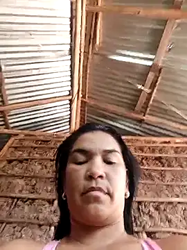 Snapshot of _gaviota_ chatting on 09-19-25, 03:56 gaviota online show from 09-19-25, 03:56