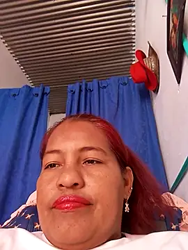 Snapshot of Rahma_Beautiful chatting on 09-11-25, 03:56 Rahma Beautiful online show from 09-11-25, 03:56