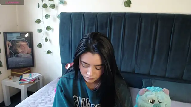 MarilynWhite  online show from 09-19-25, 05:35