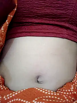 Snapshot of Aasha_devi05 chatting on 10-08-25, 07:28 Aasha devi05 online show from 10-08-25, 07:28