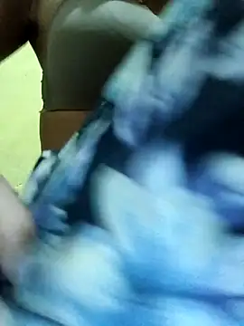 Snapshot of Aasha_devi05 chatting on 10-26-25, 05:19 Aasha devi05 online show from 10-26-25, 05:19