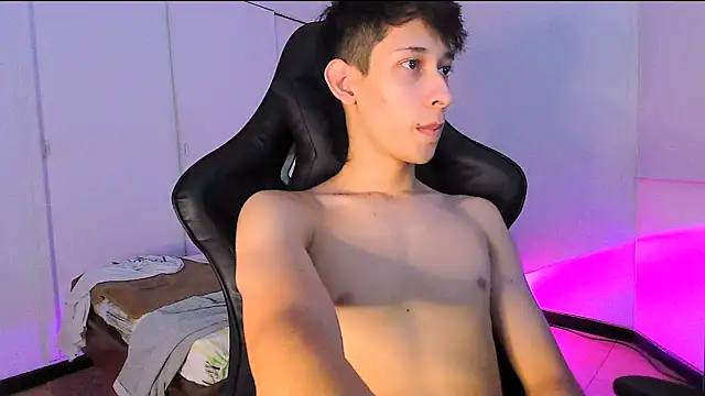 Danielsex 10 online show from 01-08-26, 03:42