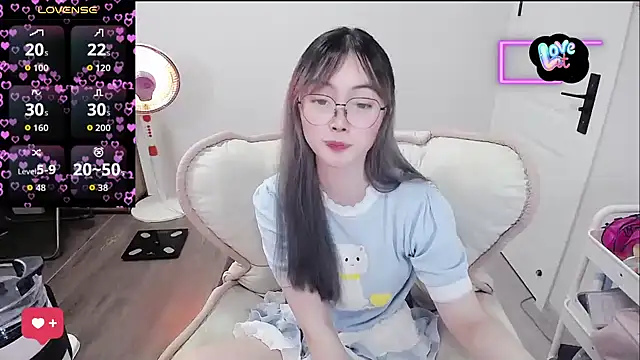 baby-yaya20 online show from 02-09-26, 11:14