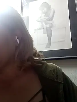 ROOMIINA online show from 12-20-25, 05:36