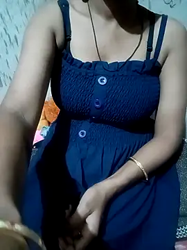 Snapshot of Cute_Aaisha chatting on 10-05-25, 06:06 Cute Aaisha online show from 10-05-25, 06:06