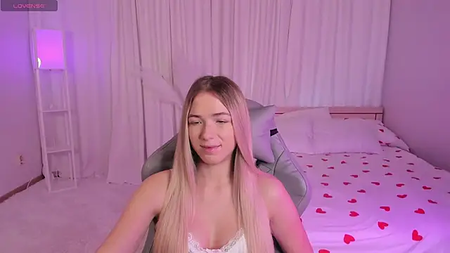 Susan Mimi online show from 11-10-25, 04:22