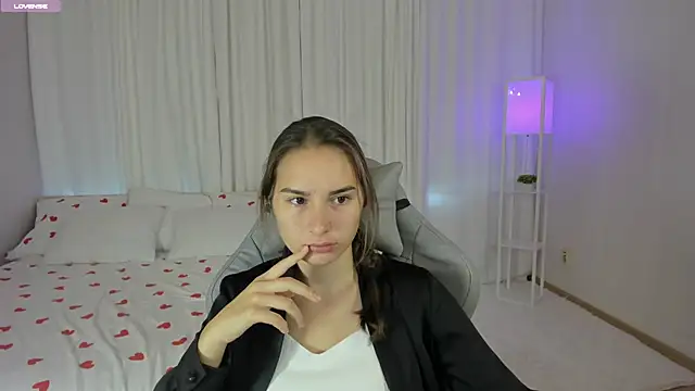 SeraphineClark online show from 09-21-25, 02:24