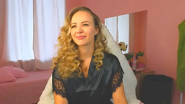 Hloya Mei online show from 10-11-25, 03:17