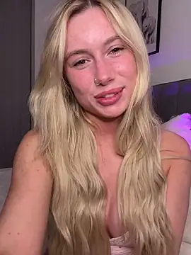 SexySaraxxoo online show from 02-03-26, 12:20