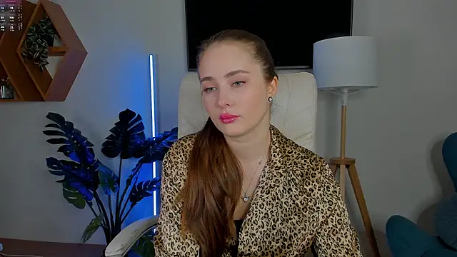 Sweet  Amily online show from 10-17-25, 12:30