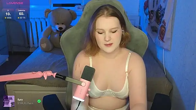 OliviaBlade online show from 10-09-25, 01:42