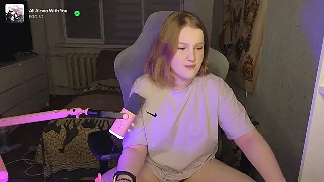 OliviaBlade online show from 10-23-25, 01:10