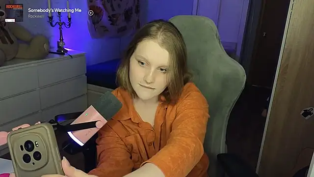 OliviaBlade online show from 10-31-25, 02:07