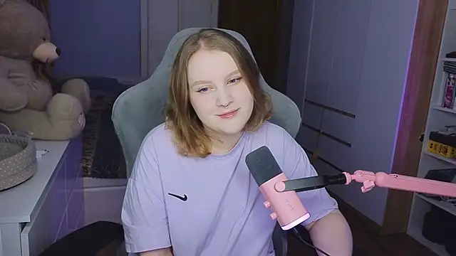 OliviaBlade online show from 11-02-25, 01:24