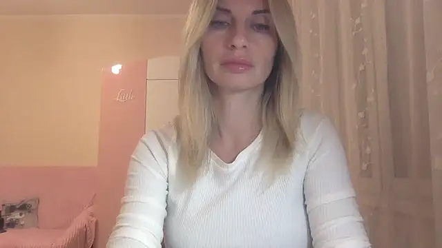 KarelliaStar online show from 10-12-25, 03:55