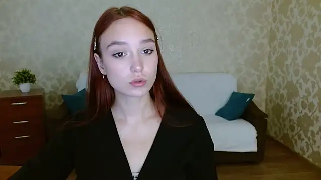 aFoxie online show from 09-16-25, 06:14
