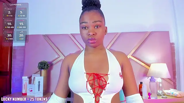 SophieSinclair online show from 11-18-25, 12:53