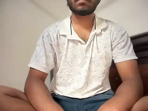 Snapshot of bossyjuicy chatting on 03-11-26, 07:31 bossyjuicy online show from 03-11-26, 07:31