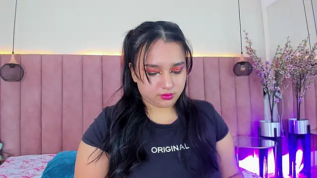 IvannaaVega online show from 10-12-25, 05:06