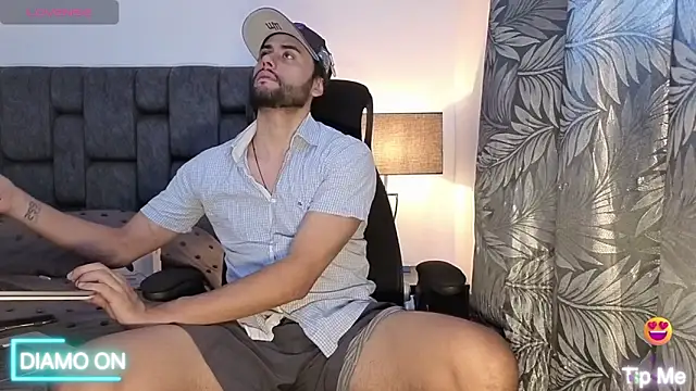 Snapshot of Thomas_redcol chatting on 10-15-25, 07:03 Thomas redcol online show from 10-15-25, 07:03