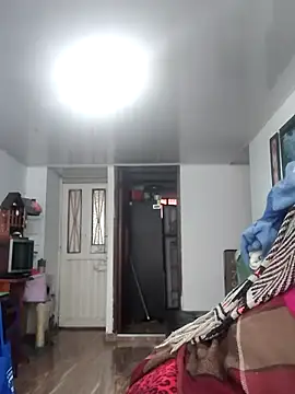 Casandra Cruz online show from 09-13-25, 01:44