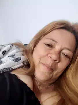 Casandra Cruz online show from 09-14-25, 03:22