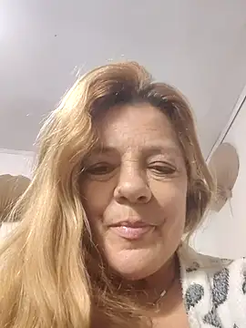 Casandra Cruz online show from 09-21-25, 02:24