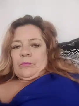 Casandra Cruz online show from 10-01-25, 12:05