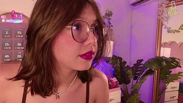 Lauuu2007 online show from 02-17-26, 08:48