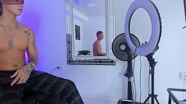 Aleanders  online show from 10-06-25, 12:02