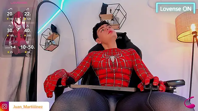 Im Juaniito online show from 10-19-25, 05:41