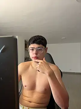 Im Juaniito online show from 11-09-25, 03:49