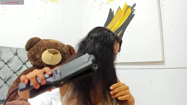 debora ortiz online show from 10-03-25, 01:19