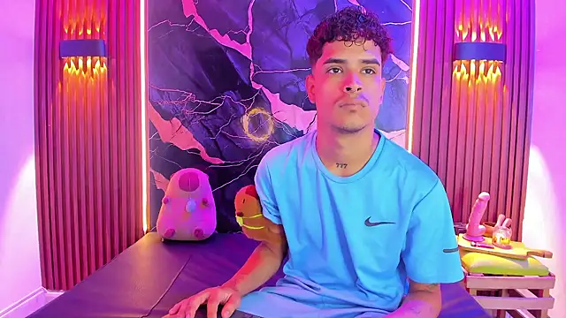 Lucky boys  X online show from 11-11-25, 01:00