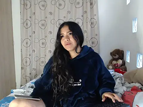 Pamela mua online show from 09-20-25, 11:00